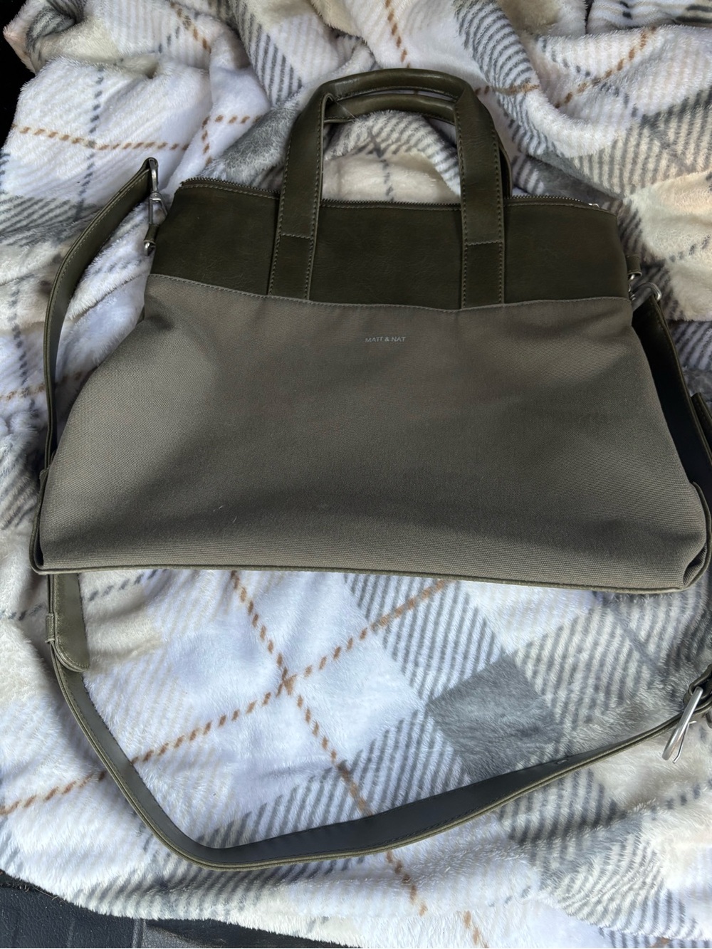 Matt & Nat Olive Two-Tone Tote